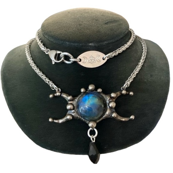 Natural labradorite gemstone triple moon goddess charm boho goth necklace . - Picture 6 of 12